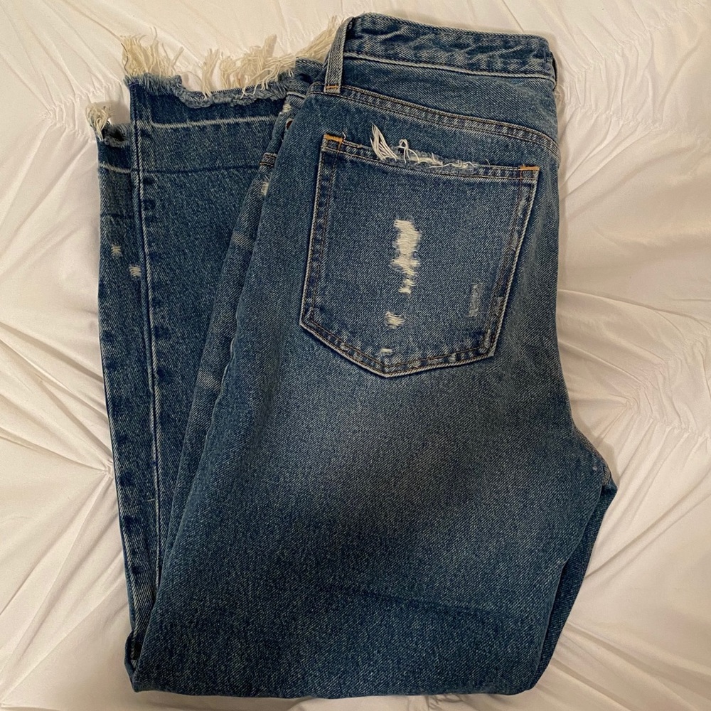 Abercrombie High Rise Girlfriend Ripped Jeans - Picture 7 of 7